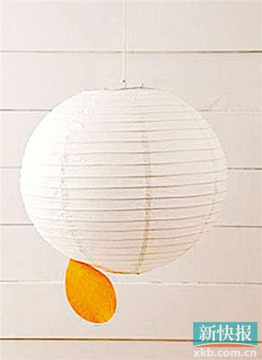 白燈籠化身 喜慶紅燈籠